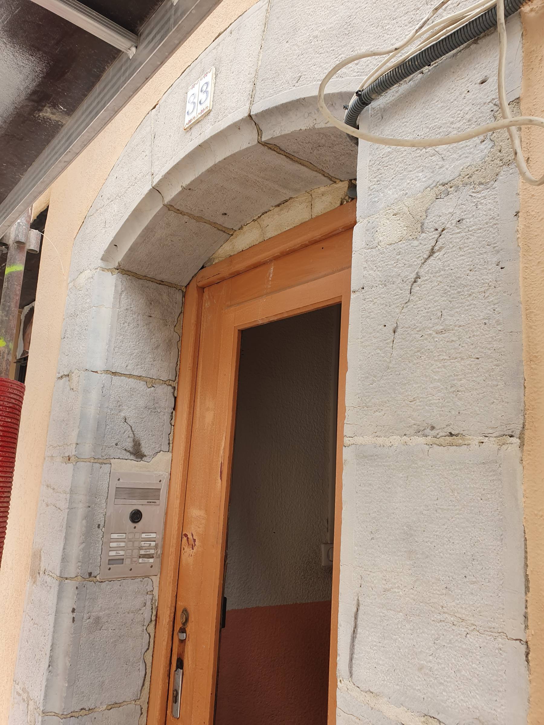 Décapage de la pierre par hydrogommage Toulon