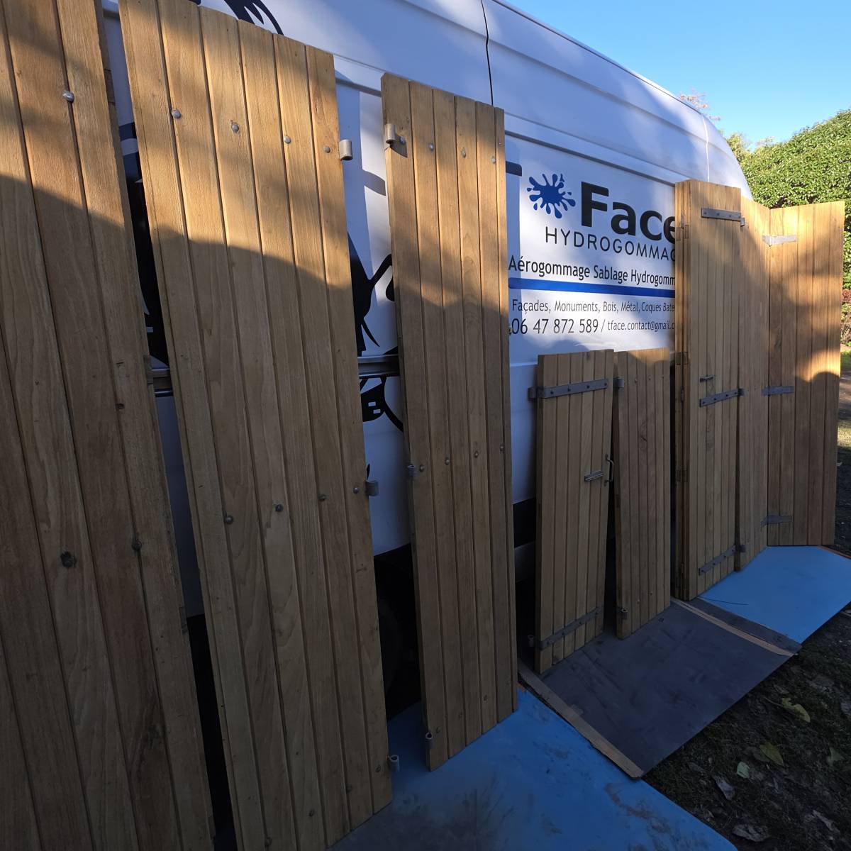 Décapage volets La Farlède