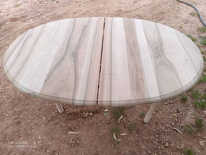 Aérogommage table en noyer Le Pradet